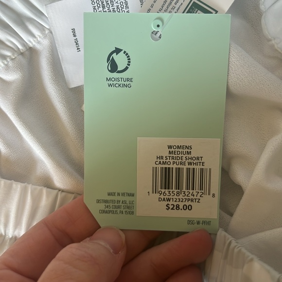 Bundle DSG HR Stride Shorts - Picture 4 of 6